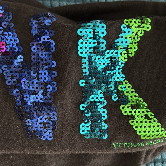 VTG Pink Victoria’s Secret Fold Over Spell Out Sequin Capri Leggings Black Sz M - Picture 6 of 7